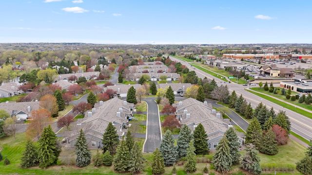 9949 Tamarack Cove, Woodbury, MN 55125