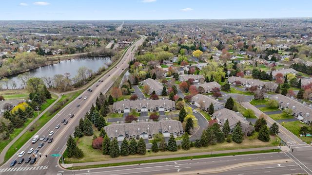 9949 Tamarack Cove, Woodbury, MN 55125