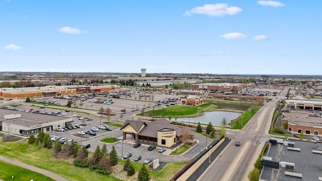 9949 Tamarack Cove, Woodbury, MN 55125