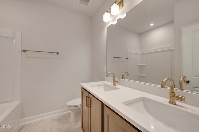 16 Quietwood Way, Pittsboro, NC 27312