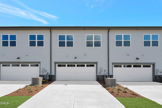 16 Quietwood Way, Pittsboro, NC 27312