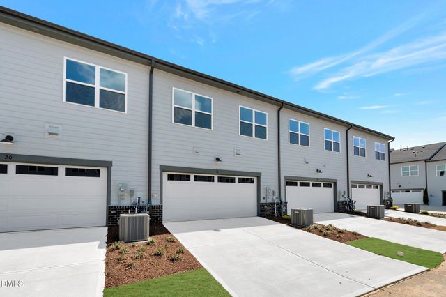 16 Quietwood Way, Pittsboro, NC 27312