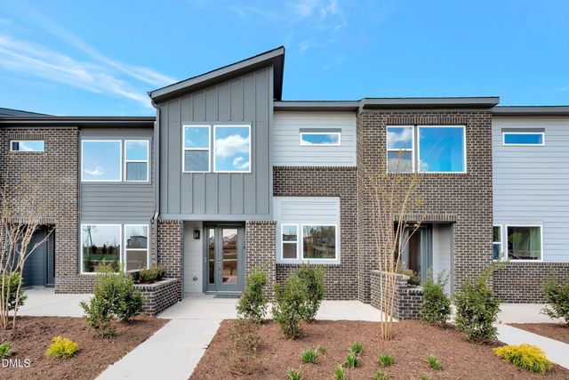 16 Quietwood Way, Pittsboro, NC 27312