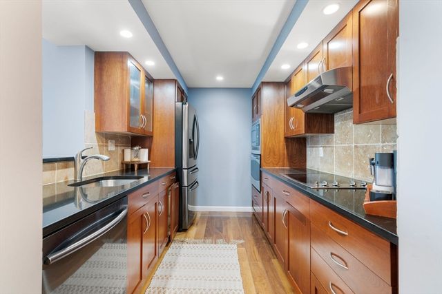 492 Beacon St 36, Boston, MA 02115