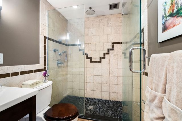 492 Beacon St 36, Boston, MA 02115