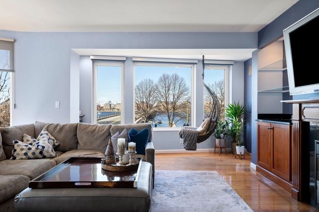 492 Beacon St 36, Boston, MA 02115