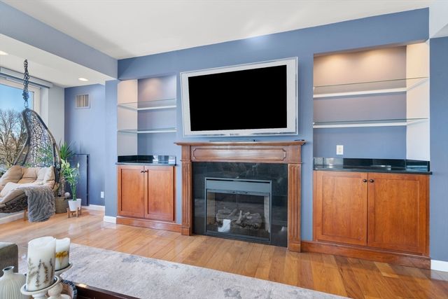 492 Beacon St 36, Boston, MA 02115
