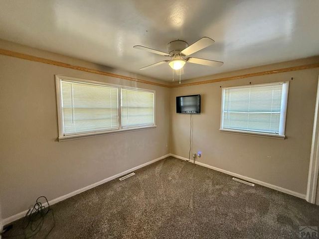 1908 Lynwood Lane, Pueblo, CO 81005