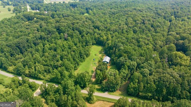 4215 Whiporwill Road, Gillsville, GA 30543