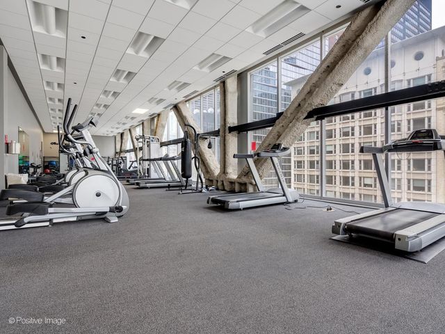 8 E RANDOLPH Street 2105, Chicago, IL 60601