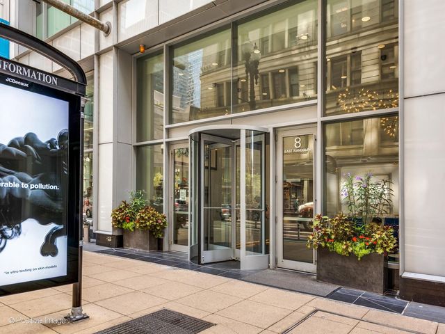 8 E RANDOLPH Street 2105, Chicago, IL 60601