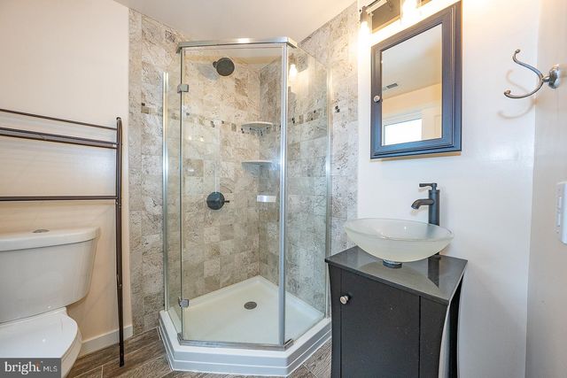 14 CASTLE ROCK DR, Havertown, PA 19083