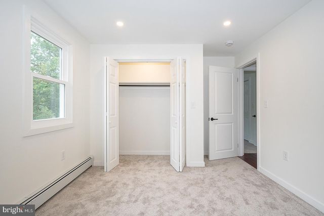 14 CASTLE ROCK DR, Havertown, PA 19083