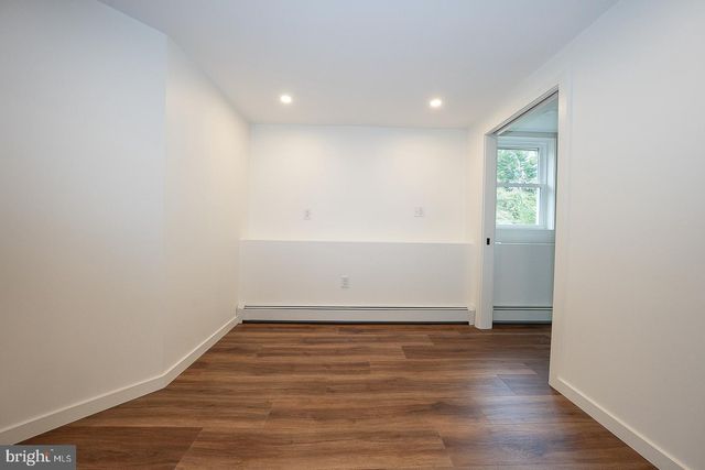 14 CASTLE ROCK DR, Havertown, PA 19083