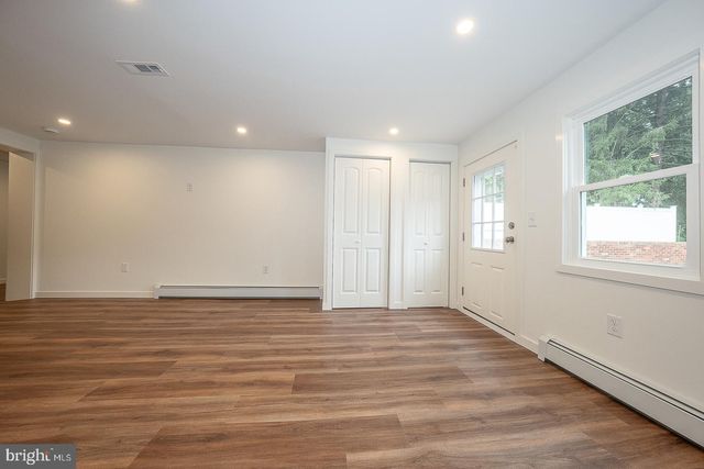 14 CASTLE ROCK DR, Havertown, PA 19083