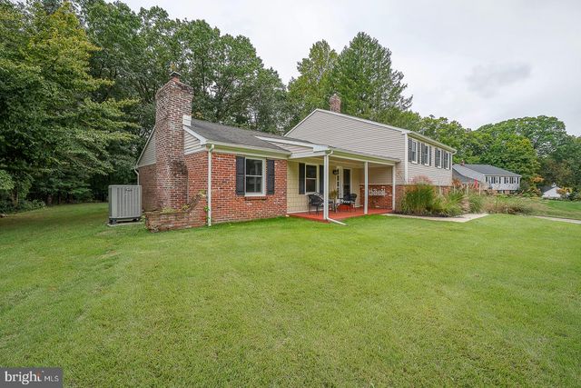 14 CASTLE ROCK DR, Havertown, PA 19083