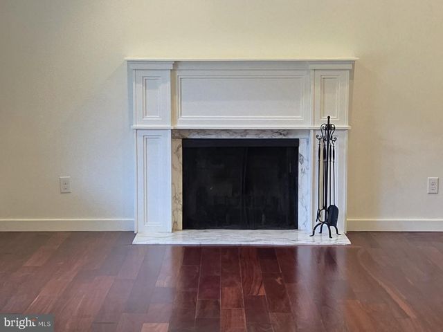 14 CASTLE ROCK DR, Havertown, PA 19083