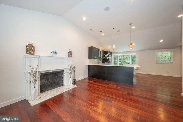 14 CASTLE ROCK DR, Havertown, PA 19083