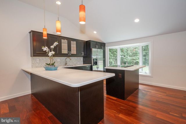 14 CASTLE ROCK DR, Havertown, PA 19083