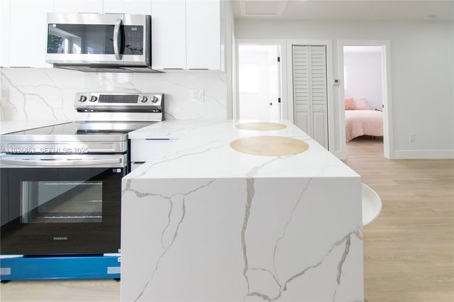 17231 NW 24th Pl, Miami Gardens, FL 33056