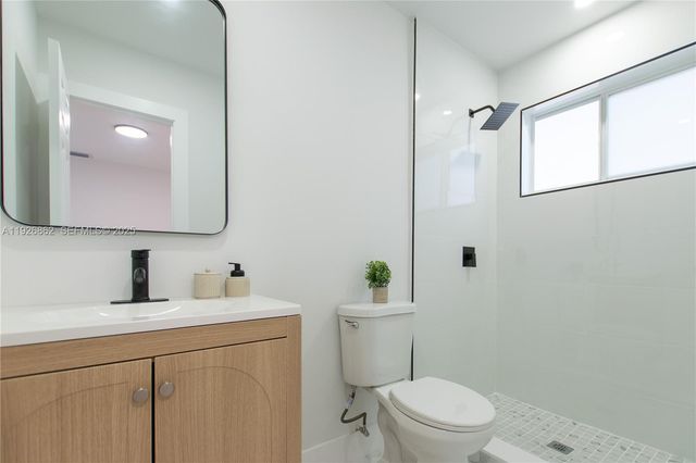 17231 NW 24th Pl, Miami Gardens, FL 33056