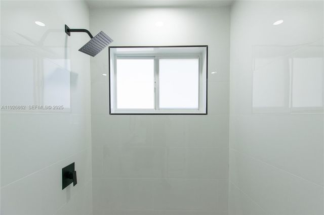 17231 NW 24th Pl, Miami Gardens, FL 33056