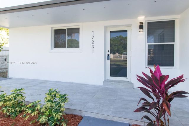 17231 NW 24th Pl, Miami Gardens, FL 33056