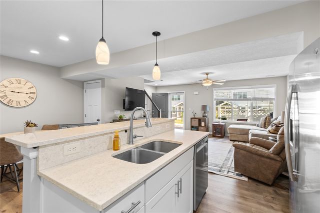 1058 NE 57th Lane, Ankeny, IA 50021