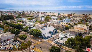 132 Brooks Avenue, Venice (los Angeles), CA 90291