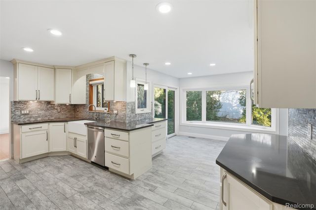 601 S Lafayette Street, Dearborn, MI 48124