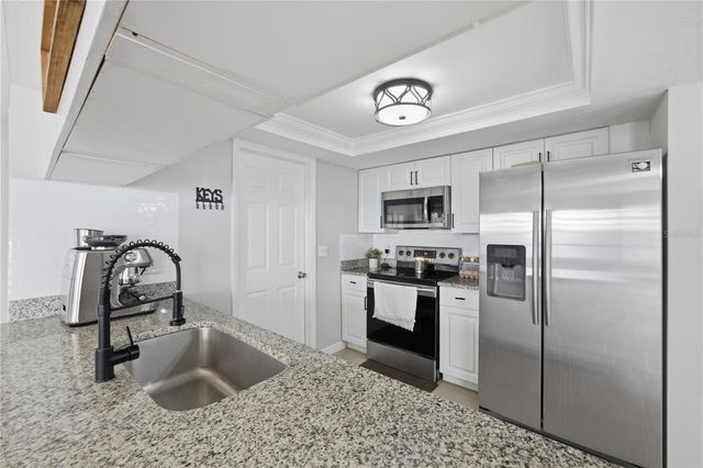 6820 LARCHMONT AVENUE, New Port Richey, FL 34653