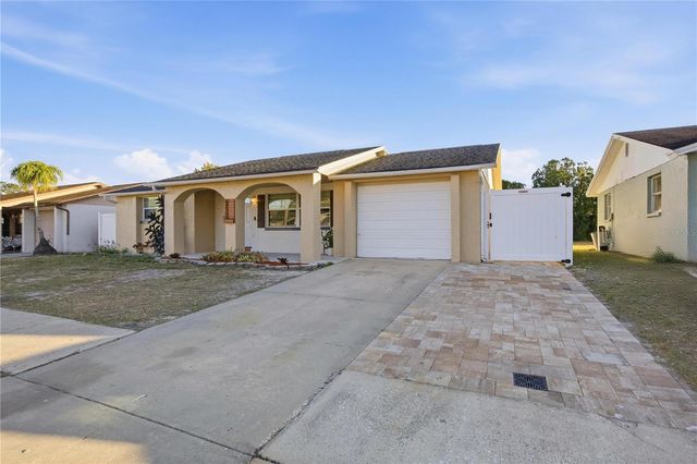 6820 LARCHMONT AVENUE, New Port Richey, FL 34653