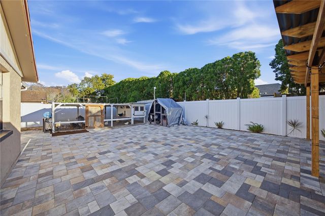 6820 LARCHMONT AVENUE, New Port Richey, FL 34653