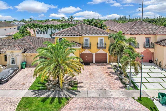 15664 SW 12th Ter, Miami, FL 33194