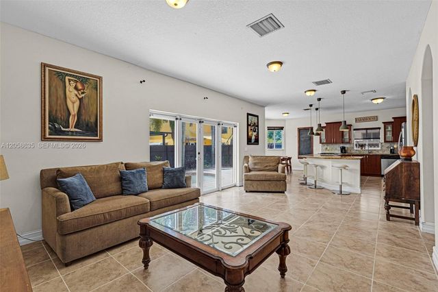15664 SW 12th Ter, Miami, FL 33194
