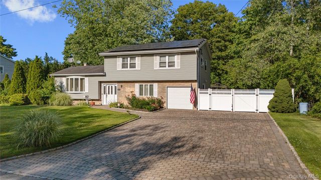 53 Jarvin Road, Port Jefferson Station, NY 11776