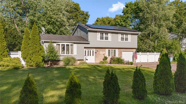 53 Jarvin Road, Port Jefferson Station, NY 11776