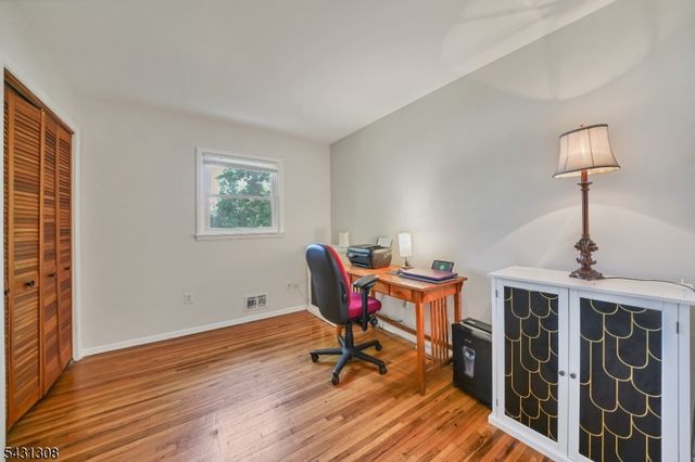 5 Davis Ave, Franklin Twp., NJ 08873