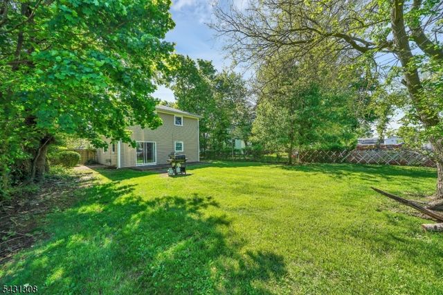 5 Davis Ave, Franklin Twp., NJ 08873