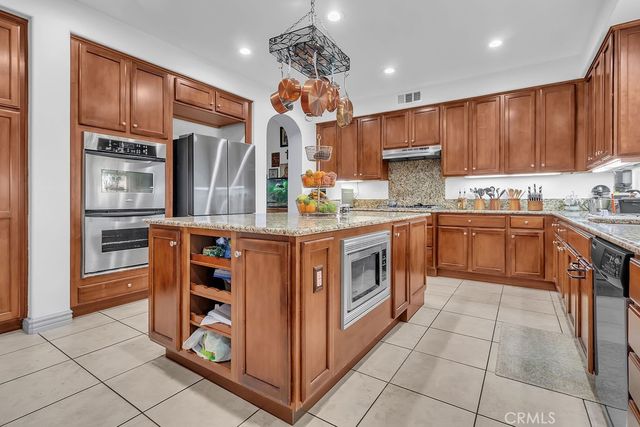 42740 Portraits Ln, Temecula, CA 92592