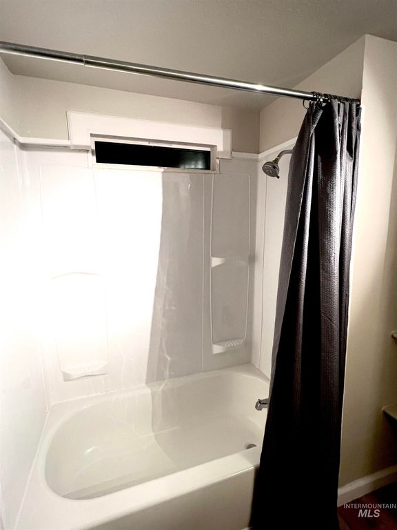 340 E 8th Street 19, Mountain Home, ID 83647 photo 14