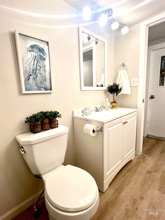 340 E 8th Street 19, Mountain Home, ID 83647 photo 16