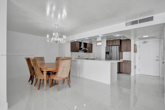 6450 Collins Ave 1204, Miami Beach, FL 33141