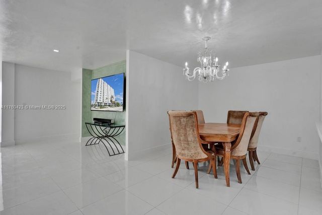 6450 Collins Ave 1204, Miami Beach, FL 33141