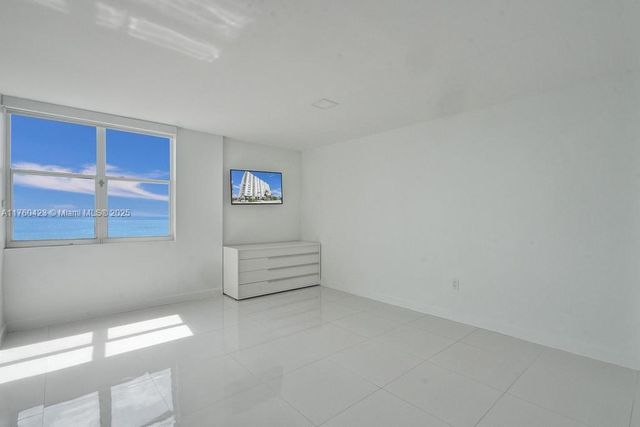 6450 Collins Ave 1204, Miami Beach, FL 33141