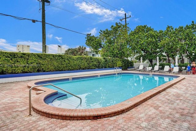 6450 Collins Ave 1204, Miami Beach, FL 33141