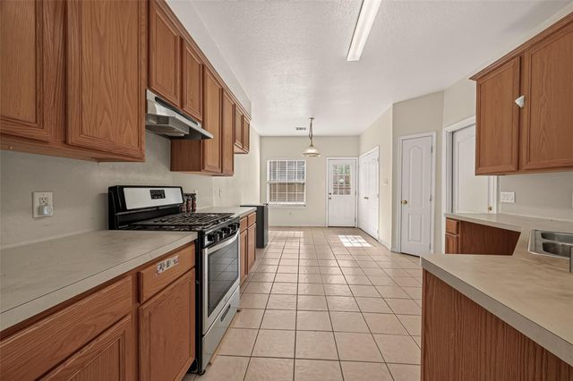 10106 Gil Jr Lane, Houston, TX 77075