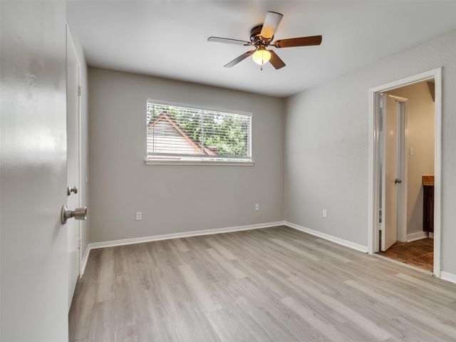 612 Orangewood Drive, Conroe, TX 77302