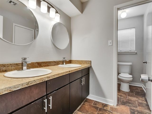 612 Orangewood Drive, Conroe, TX 77302