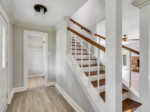 612 Orangewood Drive, Conroe, TX 77302